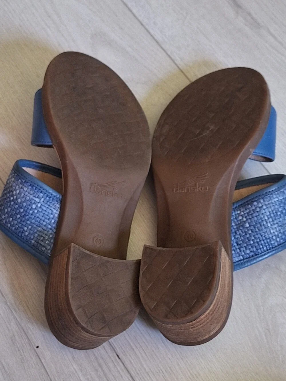 Dansko gently used